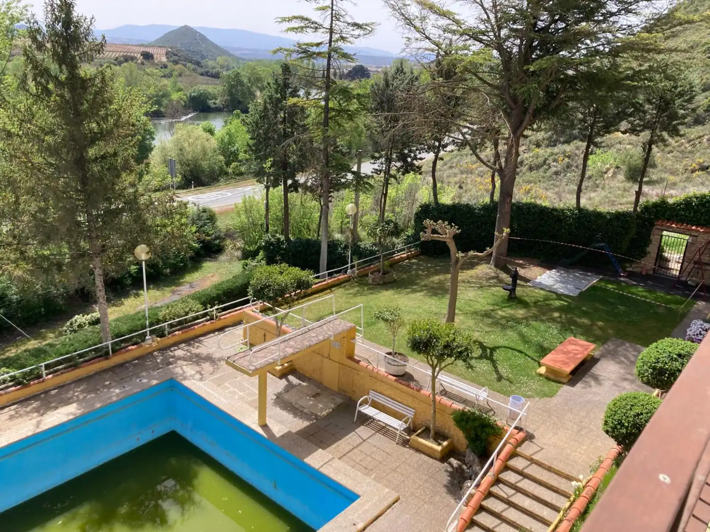 Schwimmbecken von Wohnung zum Verkauf in Lanciego / Lantziego mit Heizung, Terrasse und Schwimmbad