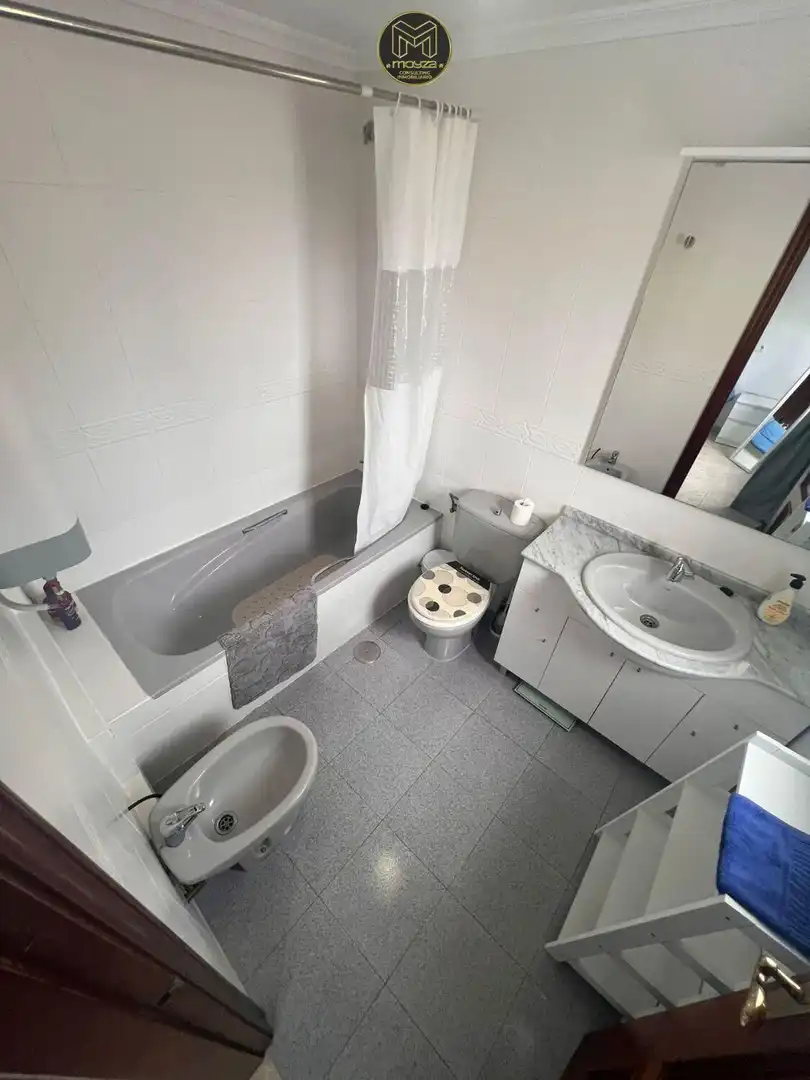 Bathroom of Flat for sale in Fuengirola  with Terrace