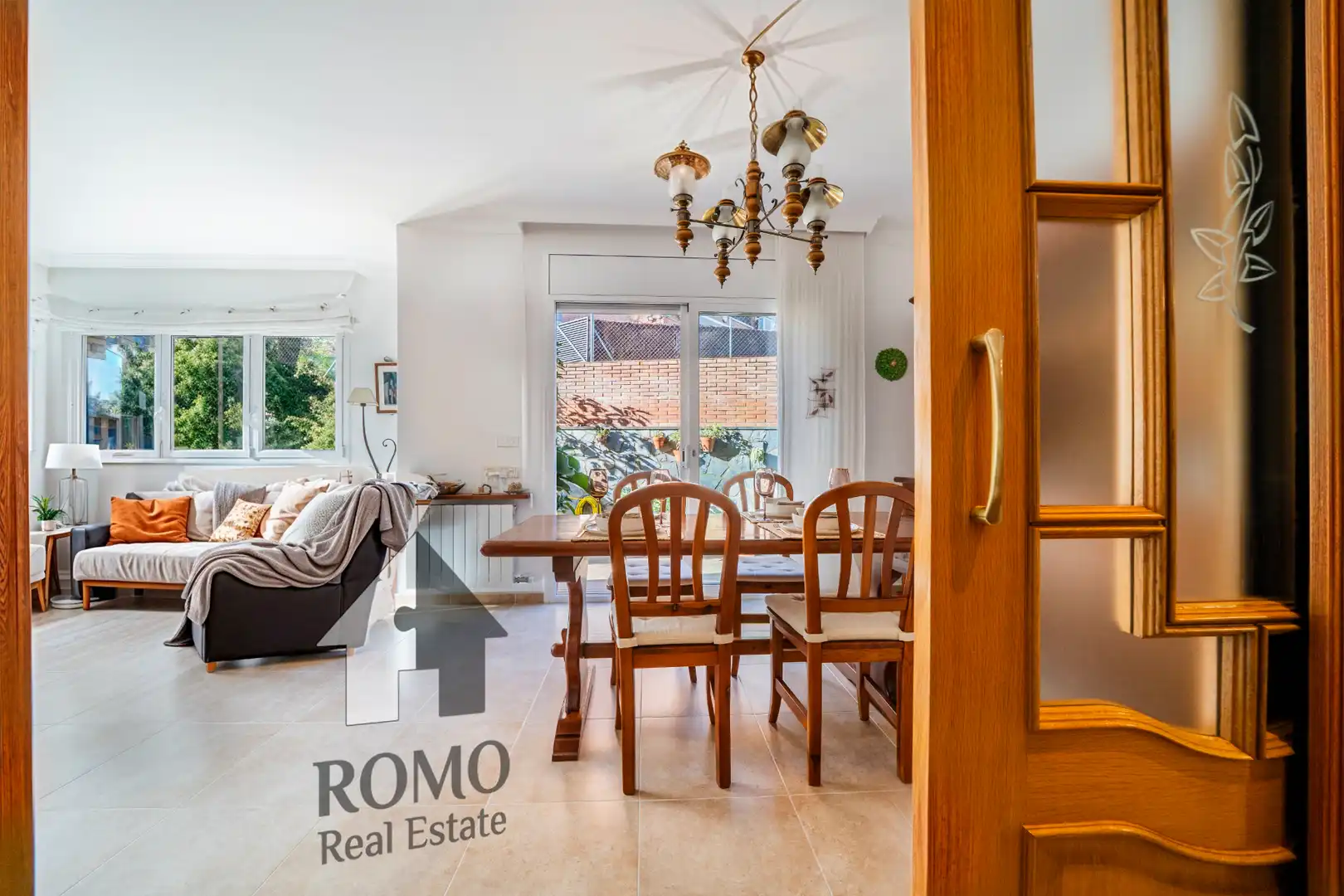 Vista exterior de Casa o chalet en venta en Santa Perpètua de Mogoda con Aire acondicionado, Calefacción y Terraza