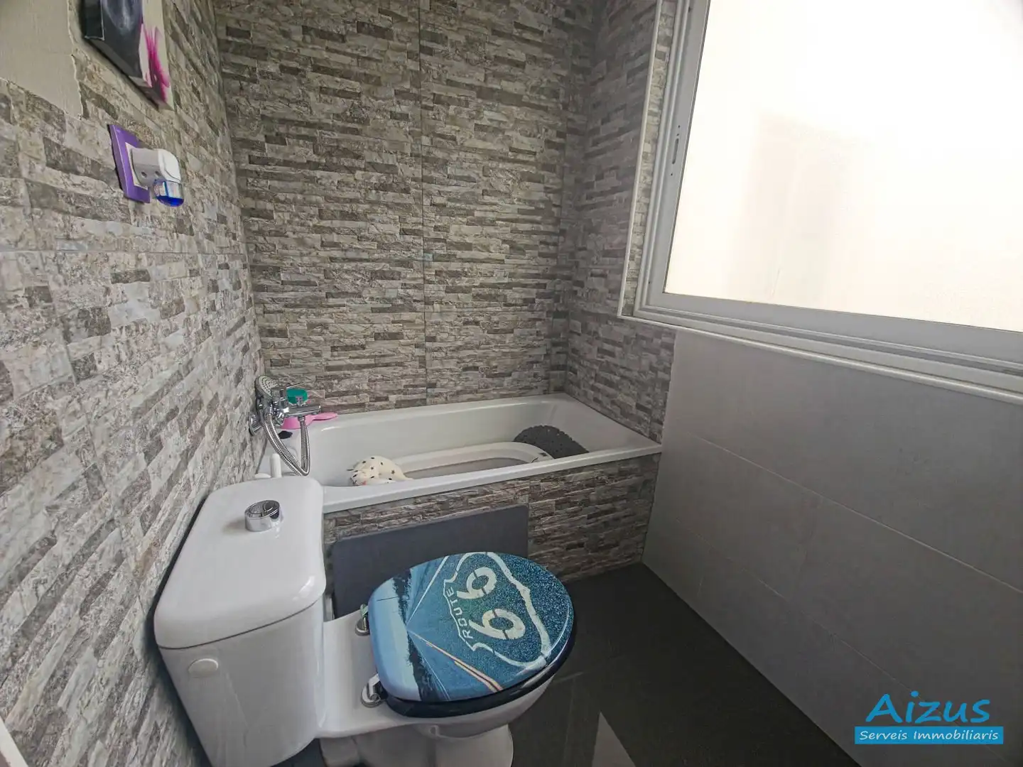 Baño de Ático en venta en Ripollet con Aire acondicionado, Parquet y Terraza