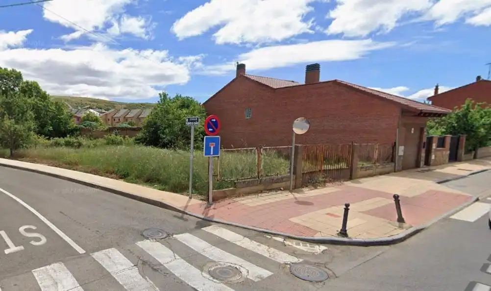 Terreni e lotti in vendita a Sariegos, imagen 6