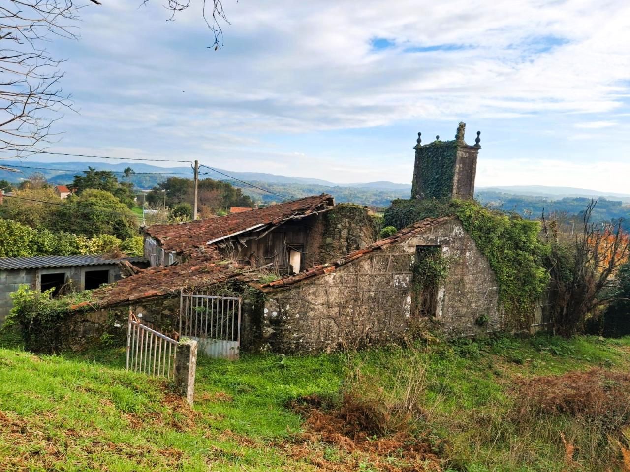 Exterior view of House or chalet for sale in Silleda  with Private garden