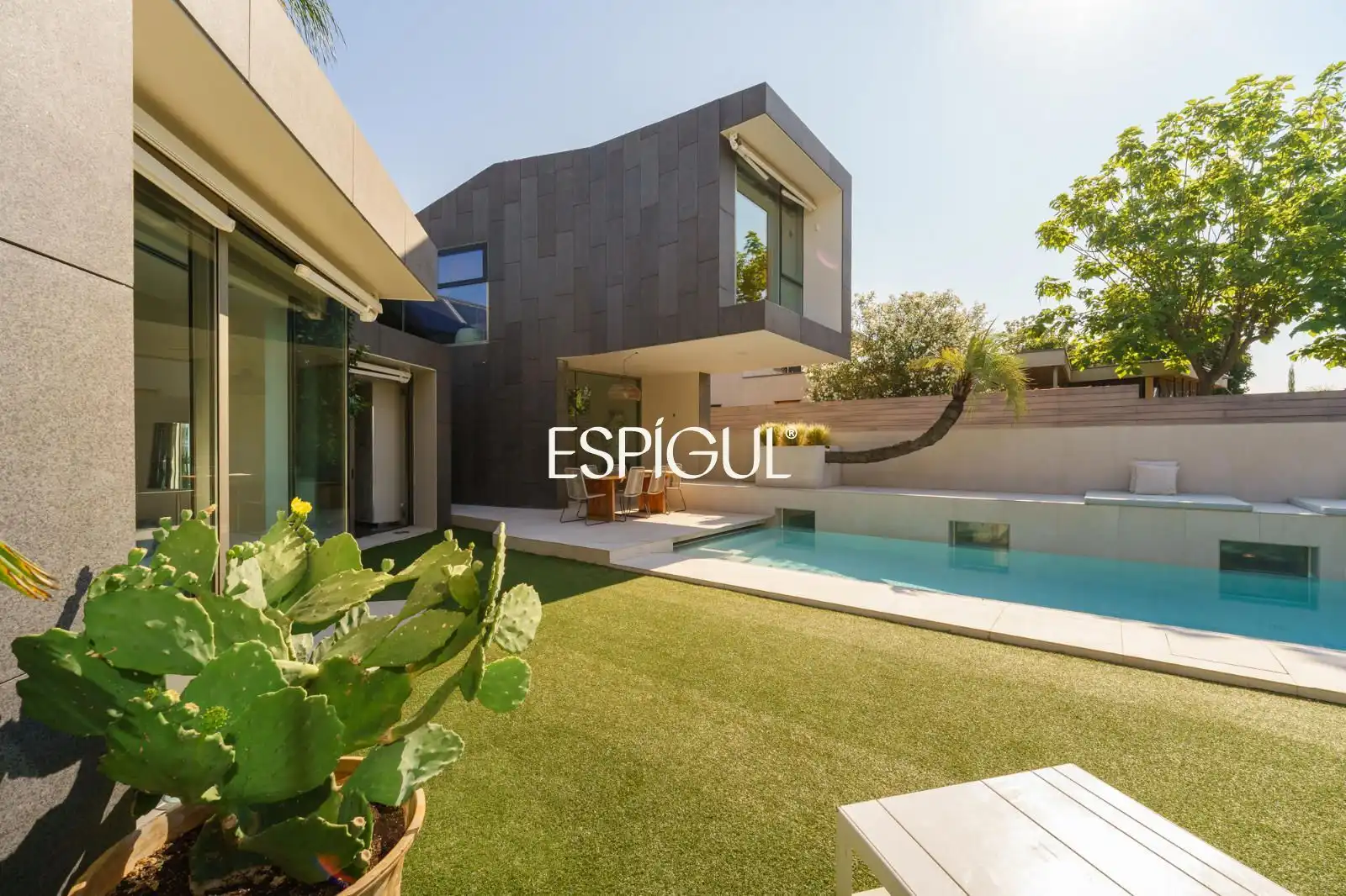 Piscina de Casa o xalet en venda en Sant Cugat del Vallès amb Aire condicionat, Calefacció i Terrassa