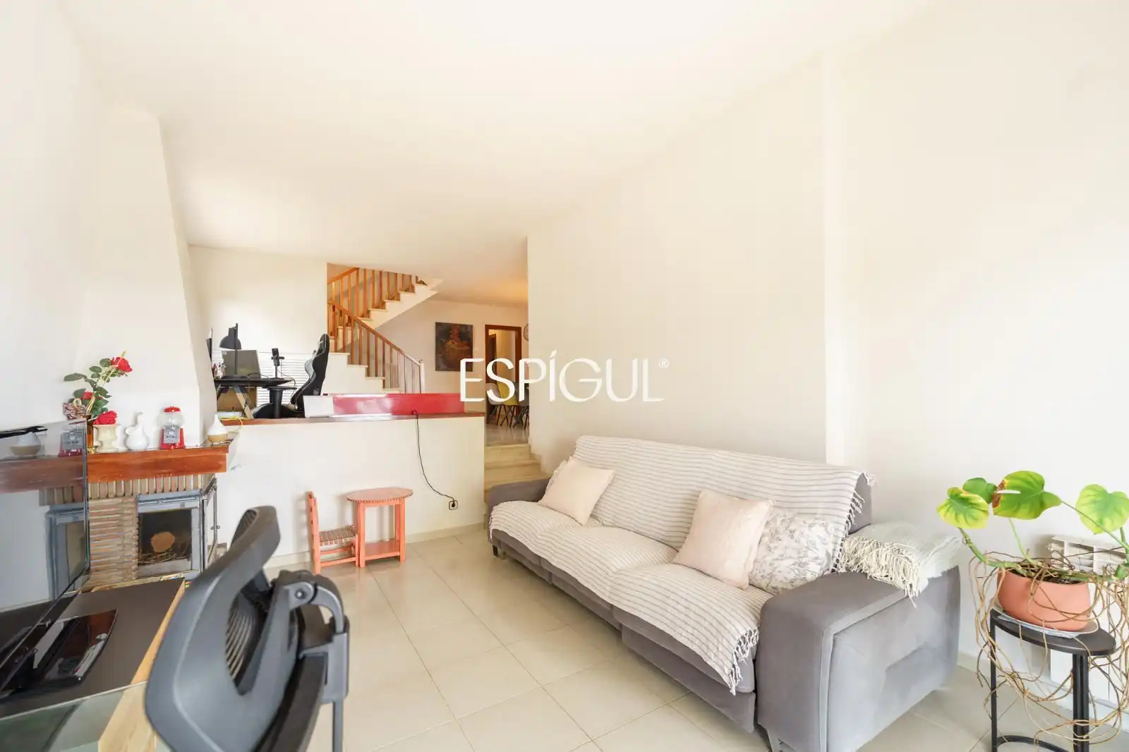 Living room of Detached homes for sale in Teià  with Air Conditioner, Heating and Private garden