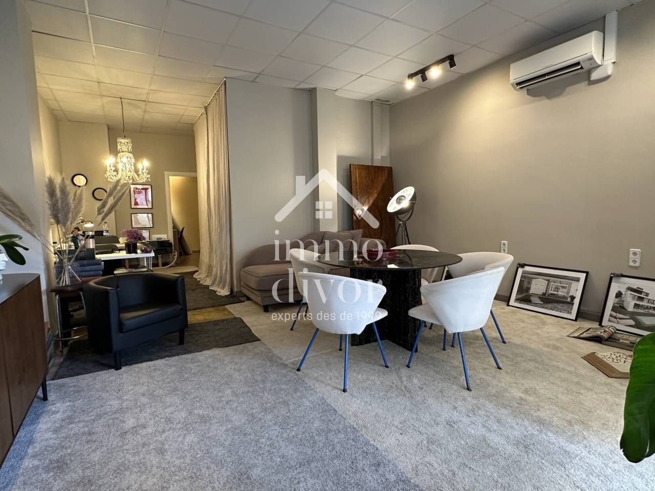 Wohnzimmer von Geschaftsraum zum verkauf in Sant Andreu de Llavaneres mit Klimaanlage