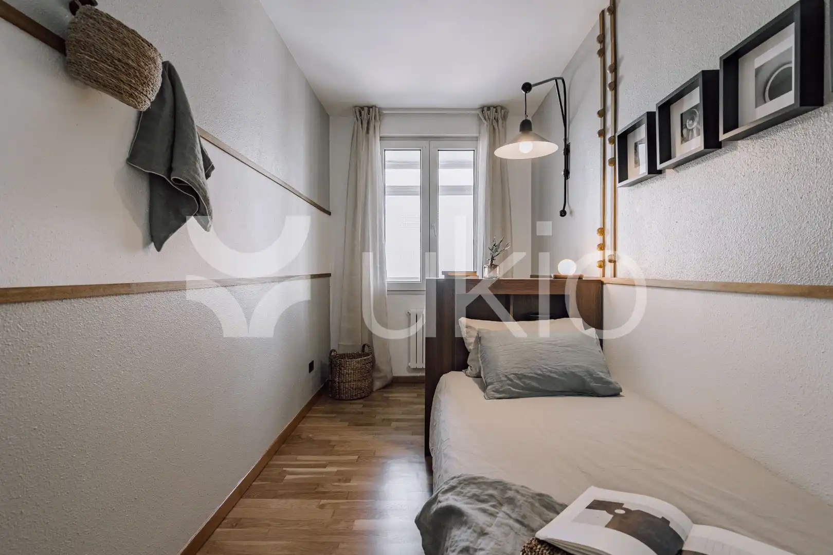 Habitación de Apartamento de alquiler en Madrid con Aire acondicionado, Calefacción y Amueblado