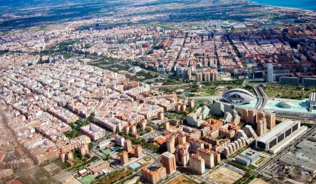 Vista exterior de Residencial en venta en Ciutat Vella 
