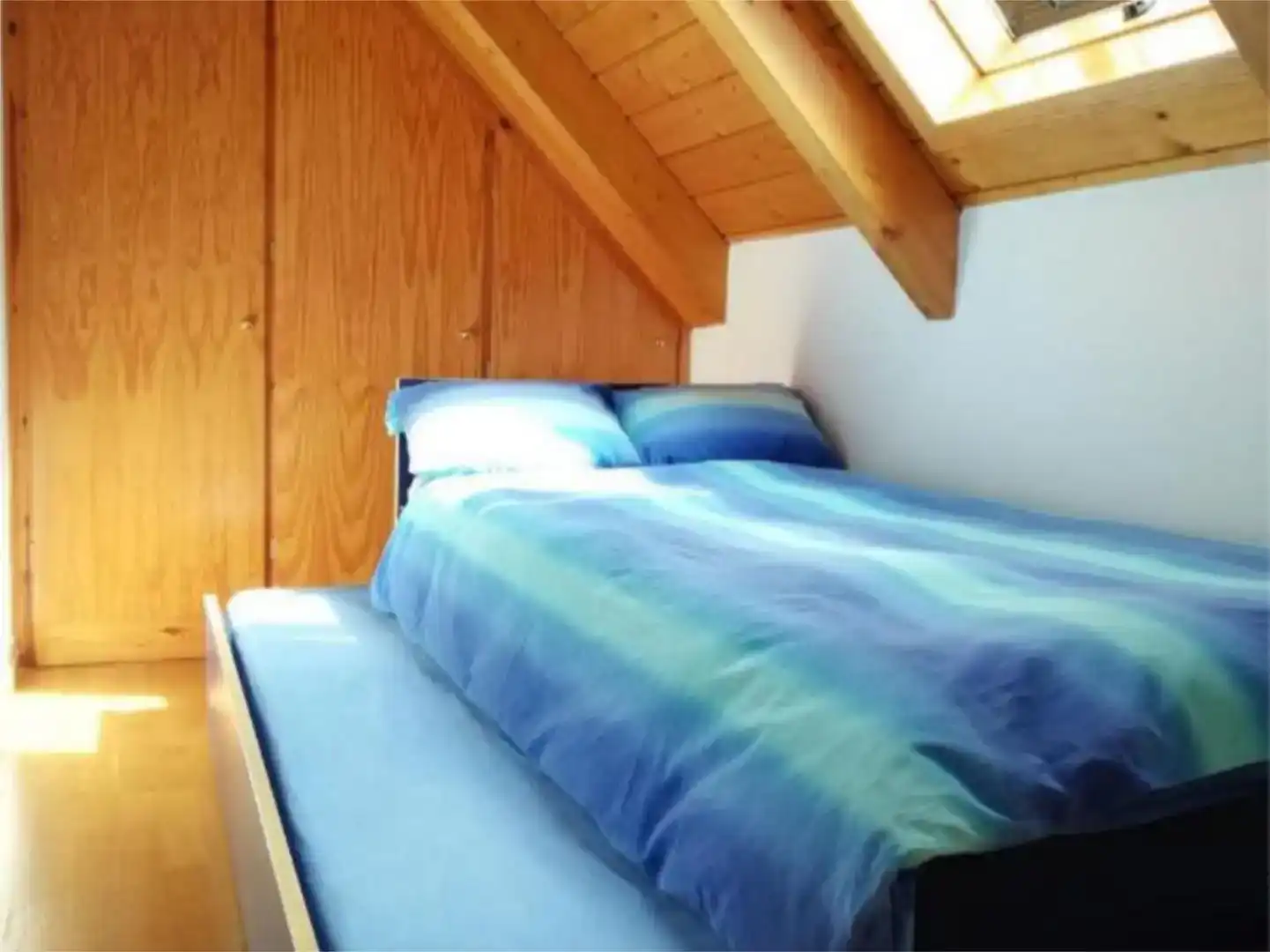 Habitación de Apartamento de alquiler en Canfranc con Parquet y Amueblado