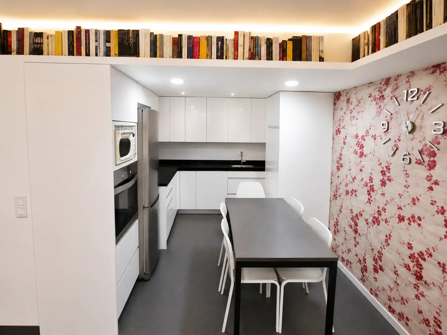 Küche von Wohnung zur Miete in Majadahonda mit Klimaanlage, Heizung und Parkett