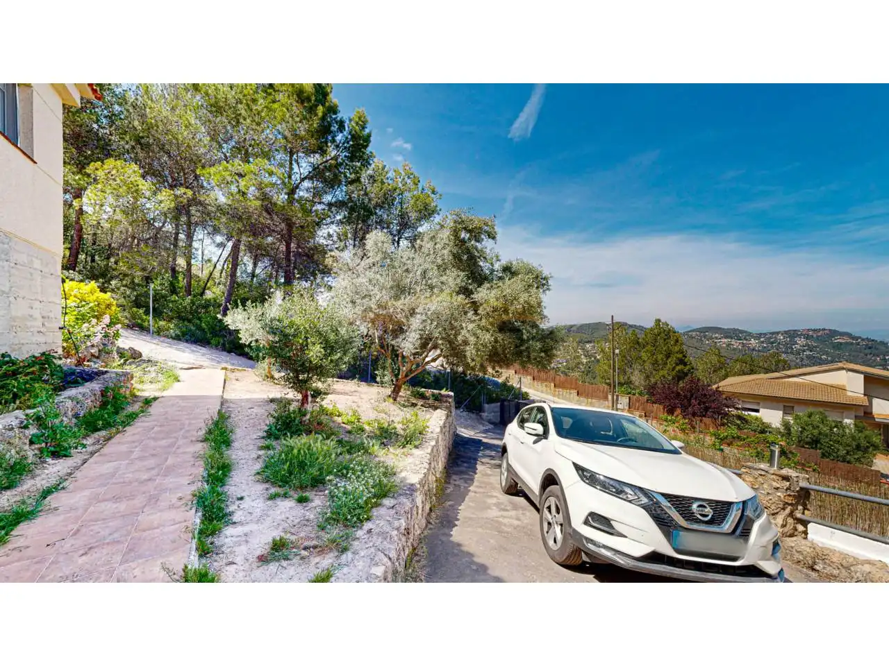 Vista exterior de Casa o xalet en venda en Corbera de Llobregat amb Aire condicionat, Jardí privat i Terrassa