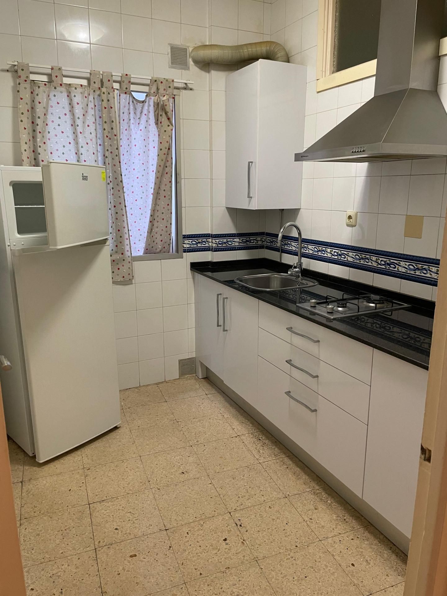 Cuina de Pis en venda en La Línea de la Concepción amb Terrassa