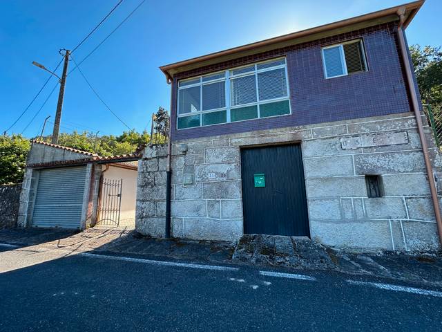 Casa-chalet en Venta en Carretera Osebe, 31 en Leiro