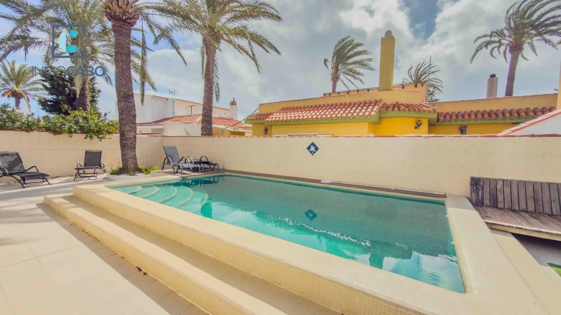Piscina de Casa o chalet en venta en La Manga del Mar Menor con Aire acondicionado, Jardín privado y Piscina