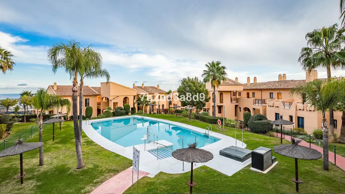Jardí de Àtic en venda en Estepona amb Aire condicionat, Terrassa i Moblat