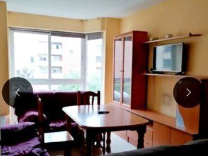 Living room of Flat to rent in  Granada Capital  with Air Conditioner, Heating and Furnished