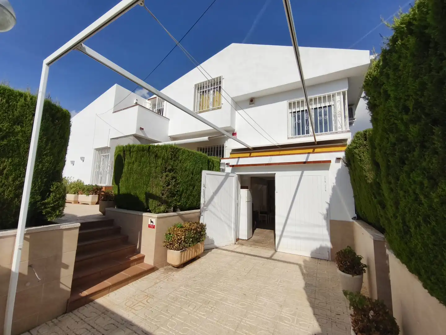 Vista exterior de Casa o chalet en venta en Mont-roig del Camp con Aire acondicionado, Calefacción y Jardín privado