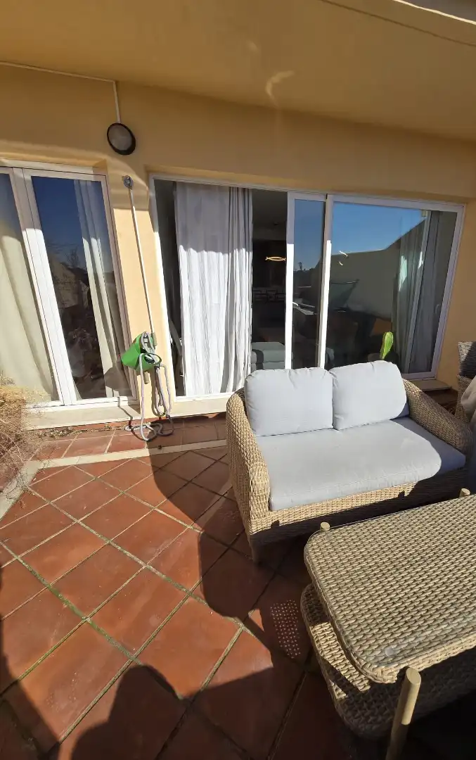 Wohnung zur Miete in Calle Hiedra, Elviria