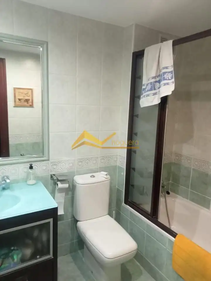 Baño de Ático en venta en Linares con Terraza y Trastero
