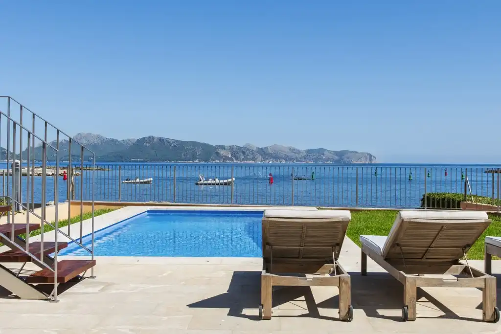 Piscina de Casa o chalet en venta en Alcúdia con Aire acondicionado, Calefacción y Jardín privado