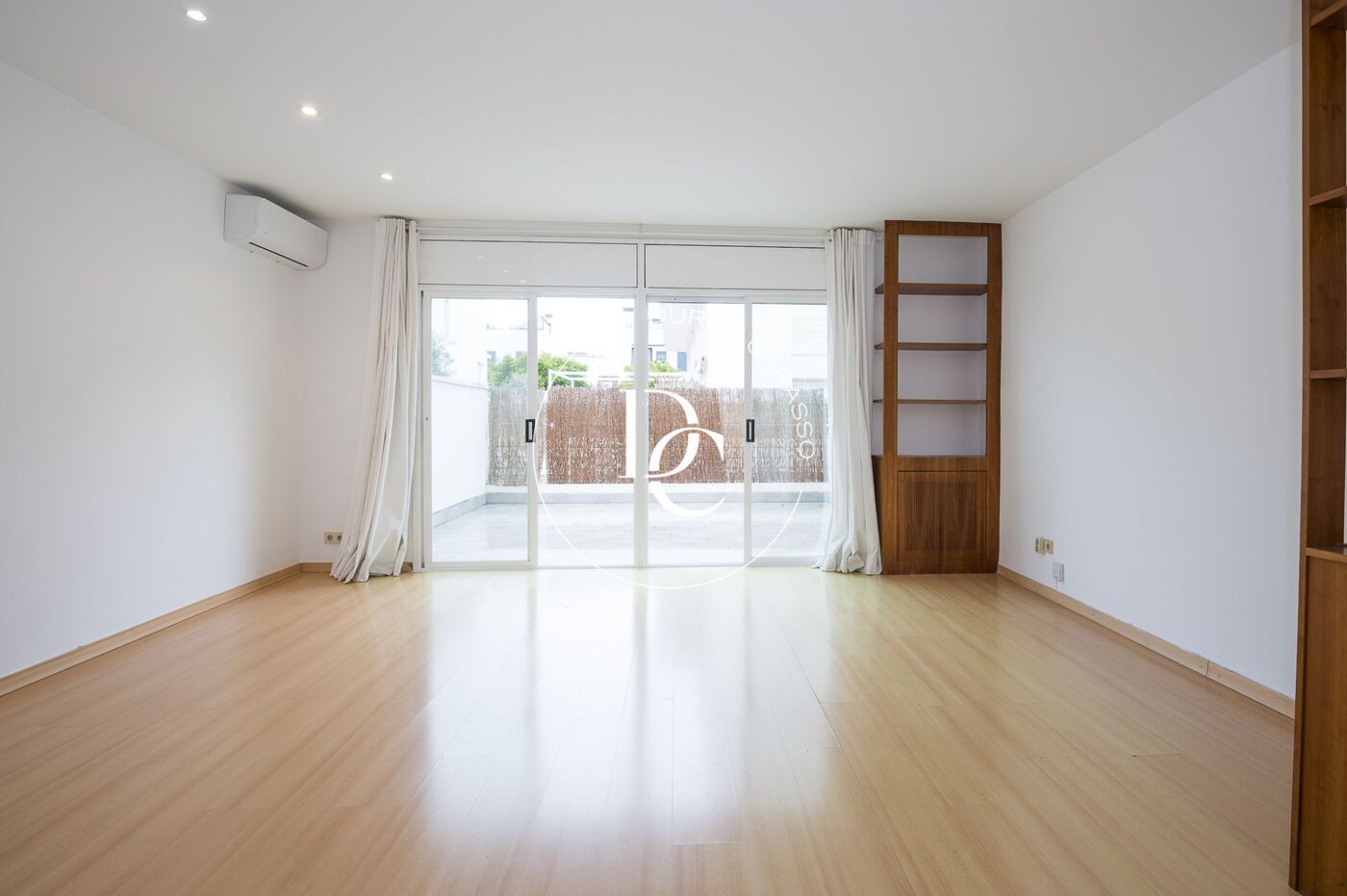 Living room of Duplex for sale in Sitges  with Air Conditioner, Heating and Private garden