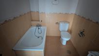 Bathroom of Flat for sale in  Sevilla Capital  with Balcony