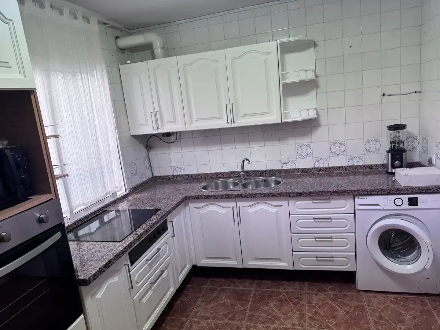 Cocina de Piso de alquiler en Málaga con Aire acondicionado
