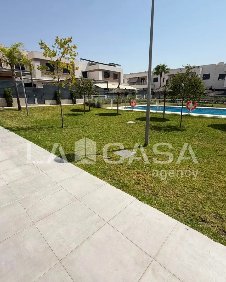 Casa a schiera con piscina in vendita a Entrenúcleos, imagen 32