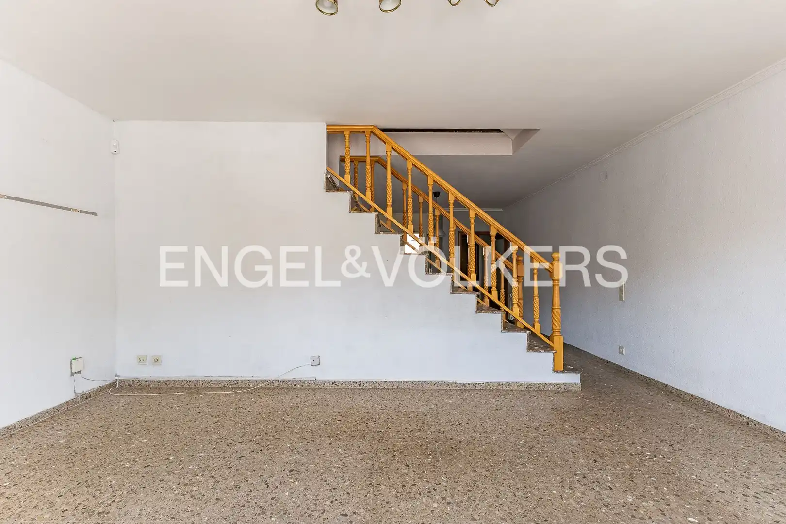 Casa adosada en venta en Ripollet con Calefacción, Jardín privado y Terraza