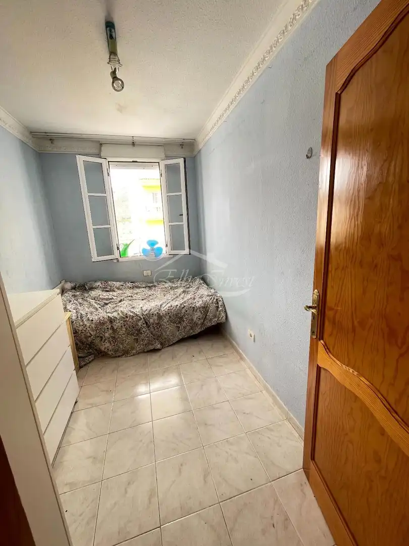 Habitación de Piso en venta en Adeje con Terraza, Trastero y Amueblado