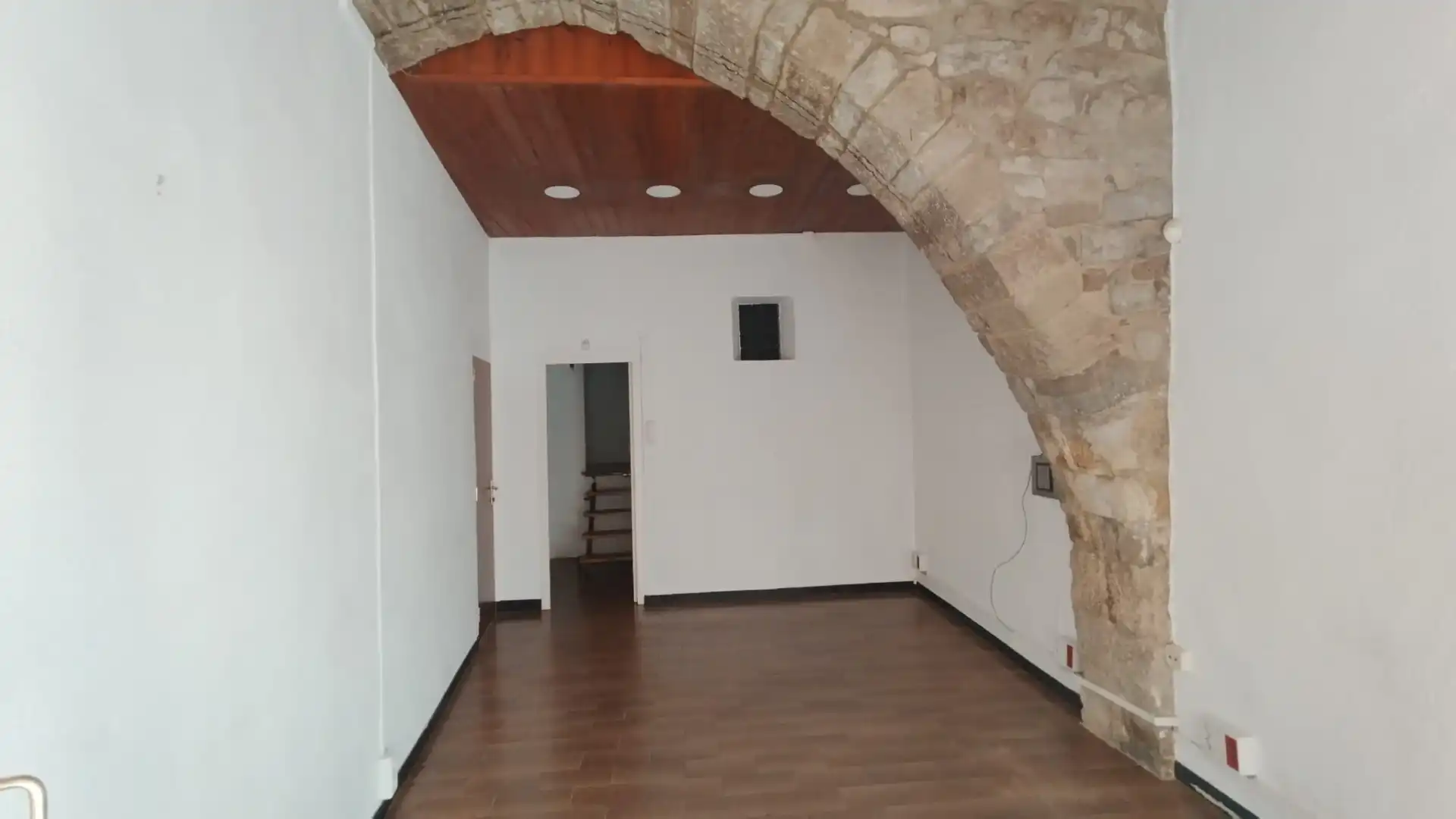 Geschaftsraum zur Miete in Moià mit Parkett