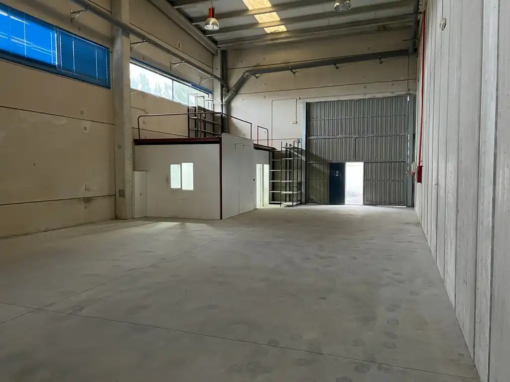 Industriegebäude zur Miete in Rúa Oliveiras, imagen 9