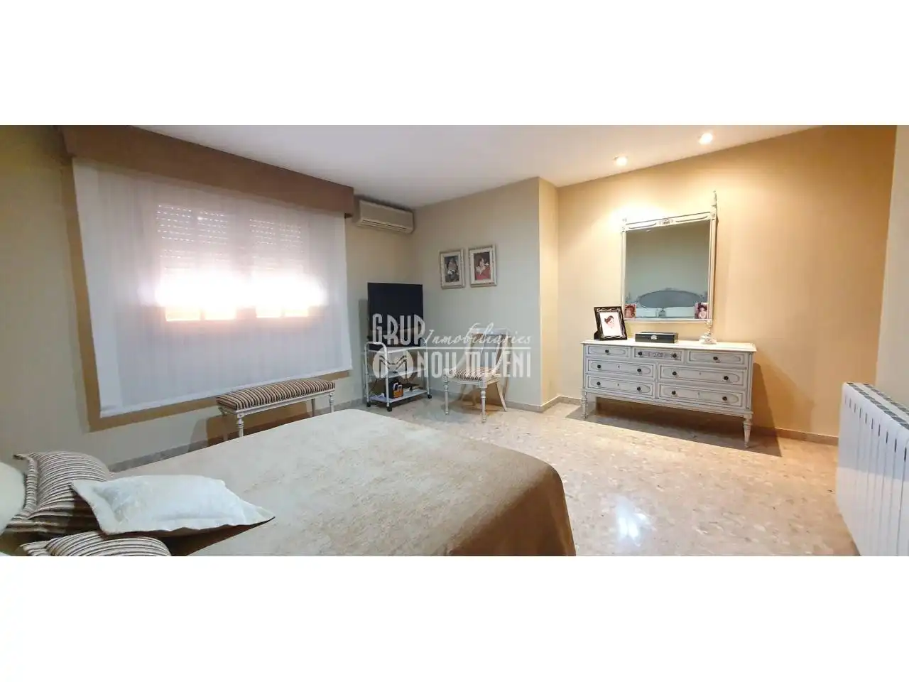 Habitación de Casa o chalet en venta en Alfafar con Aire acondicionado, Terraza y Amueblado