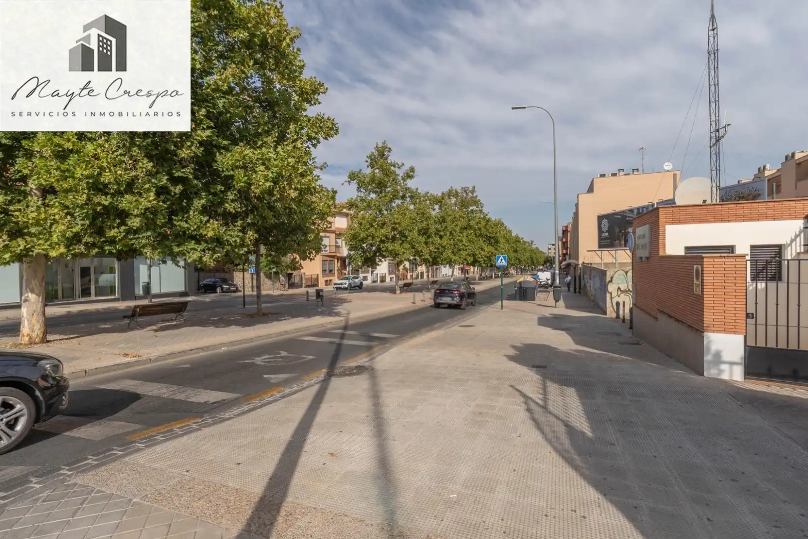 Außenansicht von Gebäude zum Verkauf in Granada