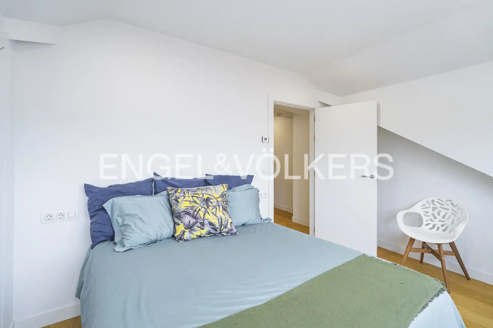 Habitación de Ático en venta en A Coruña Capital  con Calefacción