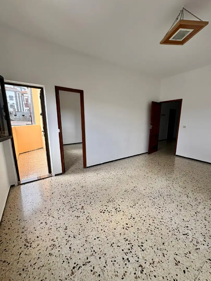 Flat with terrace for sale in Plaza de Simón Milián 5, imagen 4