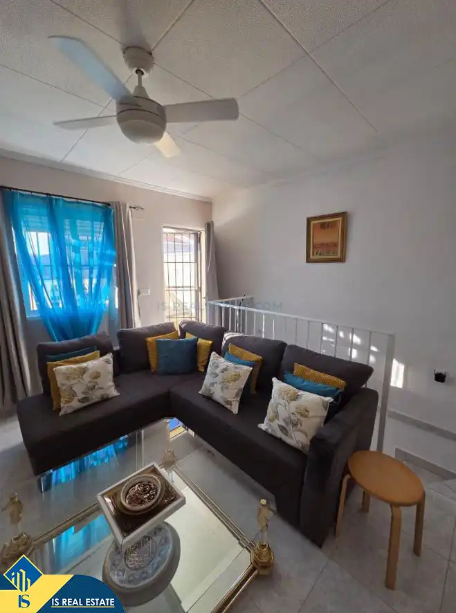 Casa con jardín en venta en Zona Carrefour - Urbanizaciones