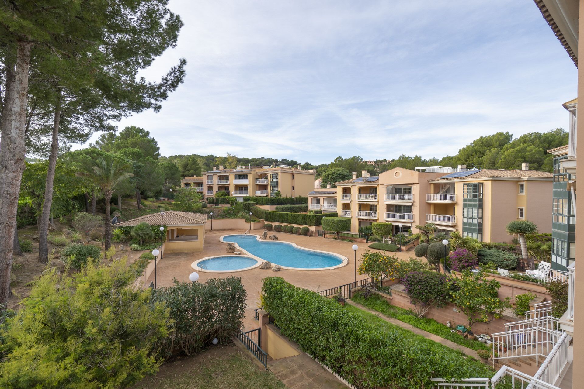 Swimming pool of Single-family semi-detached for sale in Calvià  with Air Conditioner, Heating and Terrace