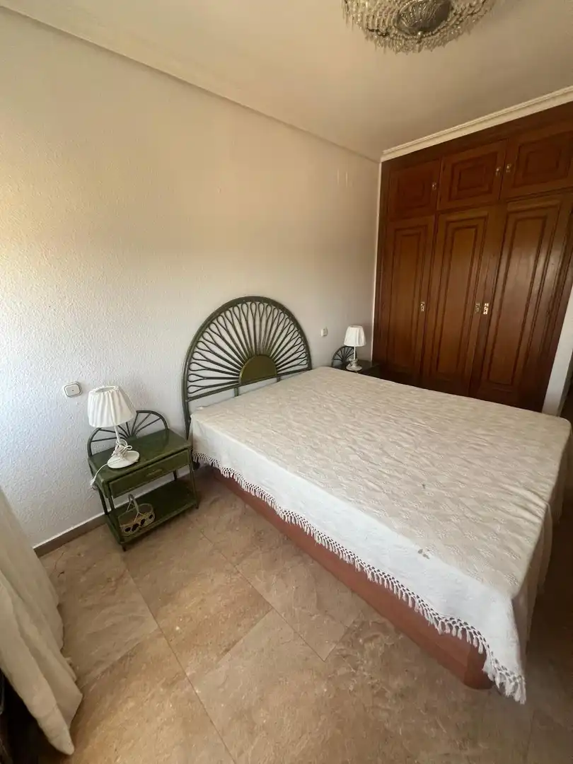 Habitación de Piso de alquiler en Sevilla con Aire acondicionado, Calefacción y Terraza