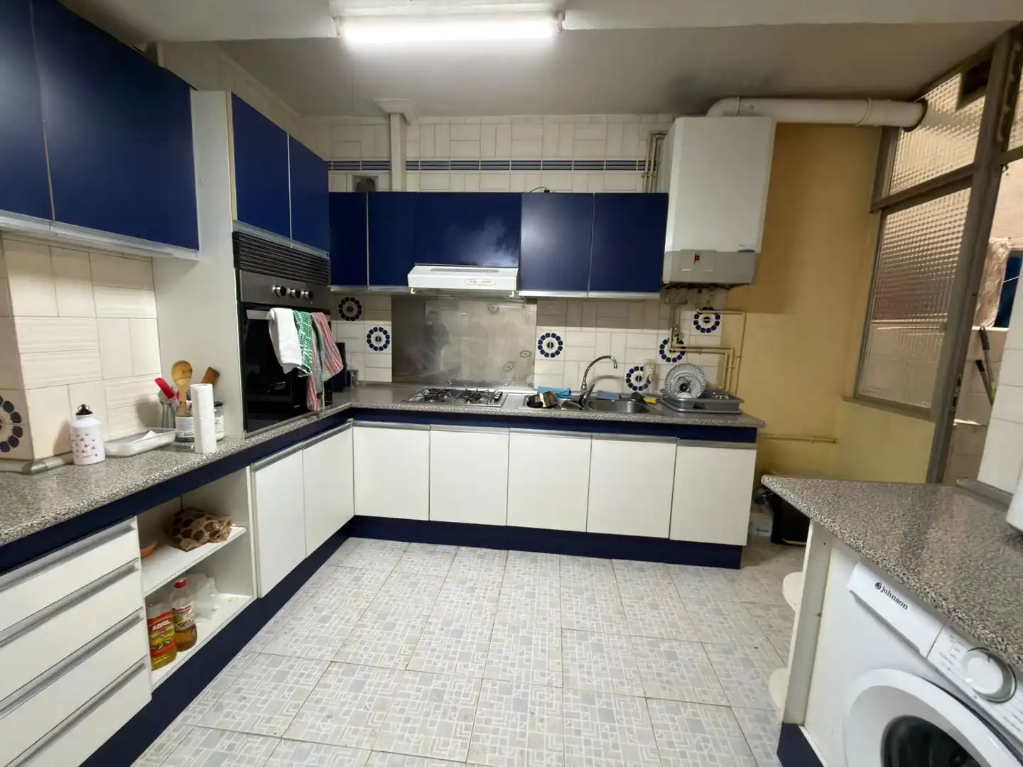 Küche von Wohnung zur Miete in Pontevedra Capital  mit Heizung, Möbliert und Ofen