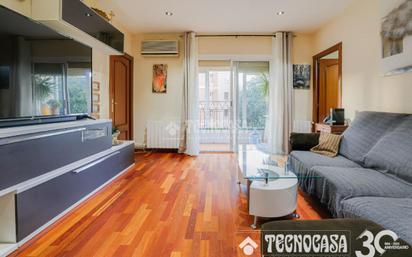 Living room of Flat for sale in  Barcelona Capital  with Air Conditioner