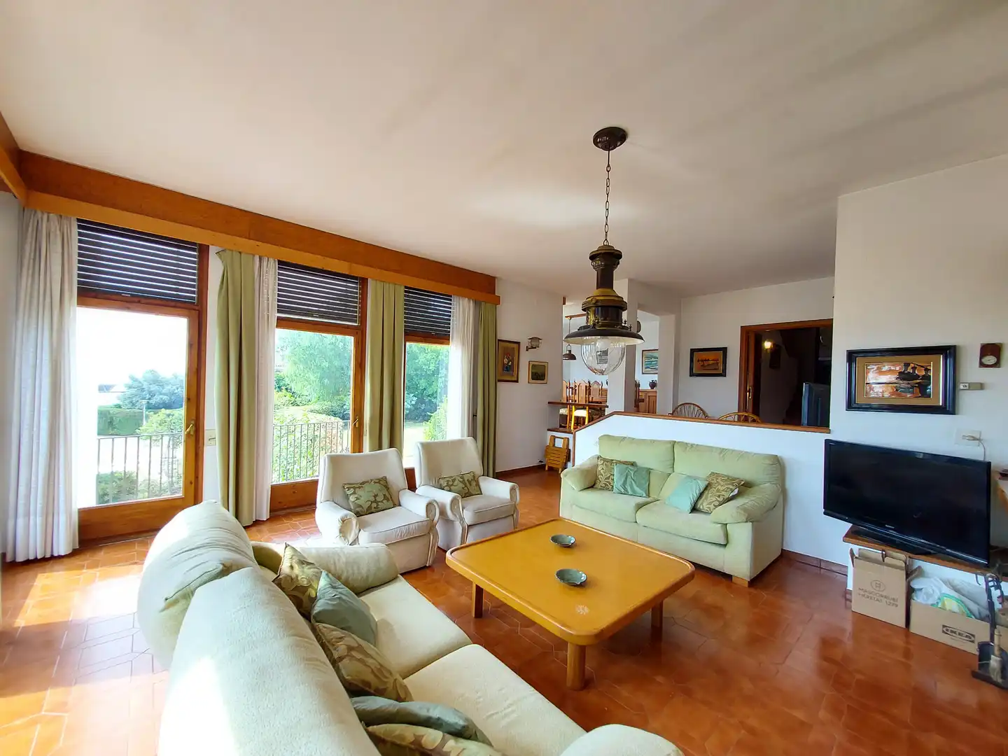 Living room of Houses for sale in El Vendrell  with Private garden, Terrace and Storage room
