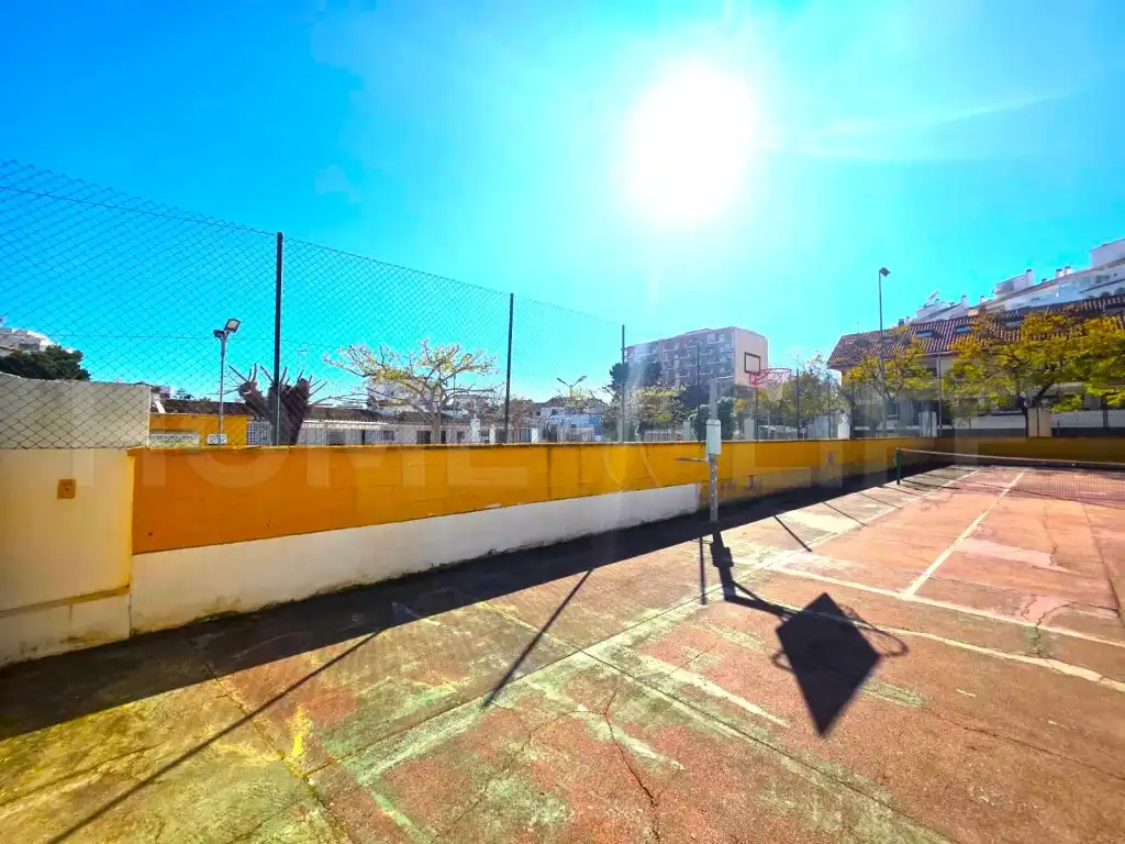 Vista exterior de Apartamento en venta en Benalmádena con Jardín privado, Terraza y Piscina