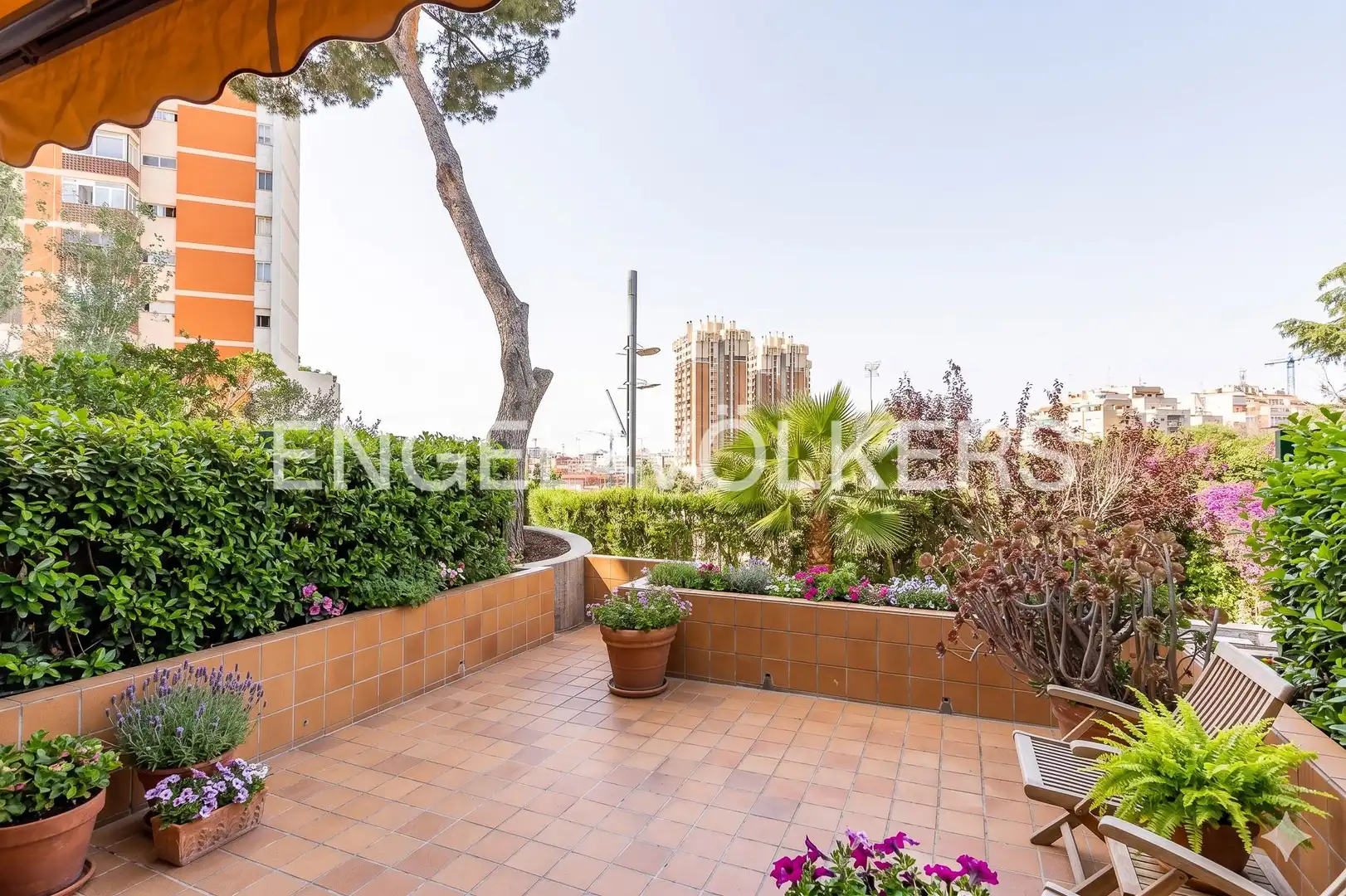 Terrassa de Casa o xalet de lloguer en Esplugues de Llobregat amb Aire condicionat, Calefacció i Jardí privat