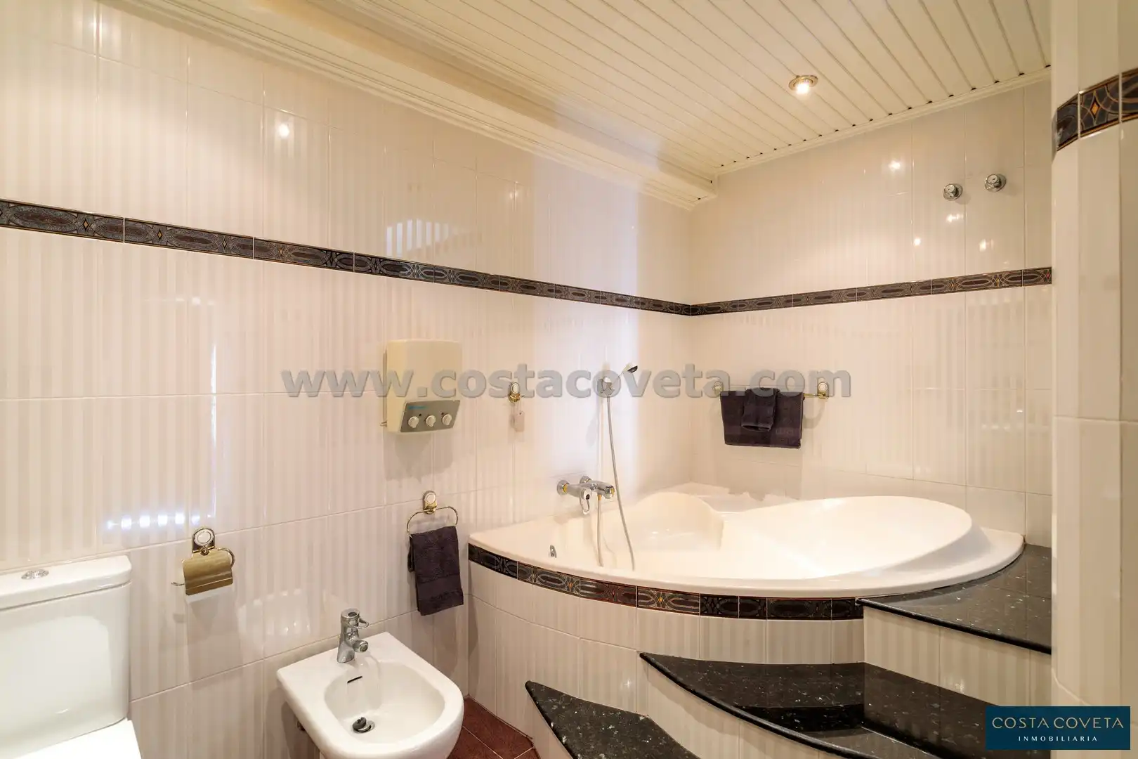 Bathroom of Houses for sale in El Campello  with Air Conditioner, Private garden and Terrace