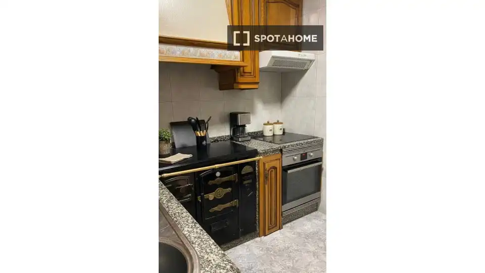 Cuina de Apartament per a compartir en Vigo  amb Aire condicionat, Calefacció i Terrassa