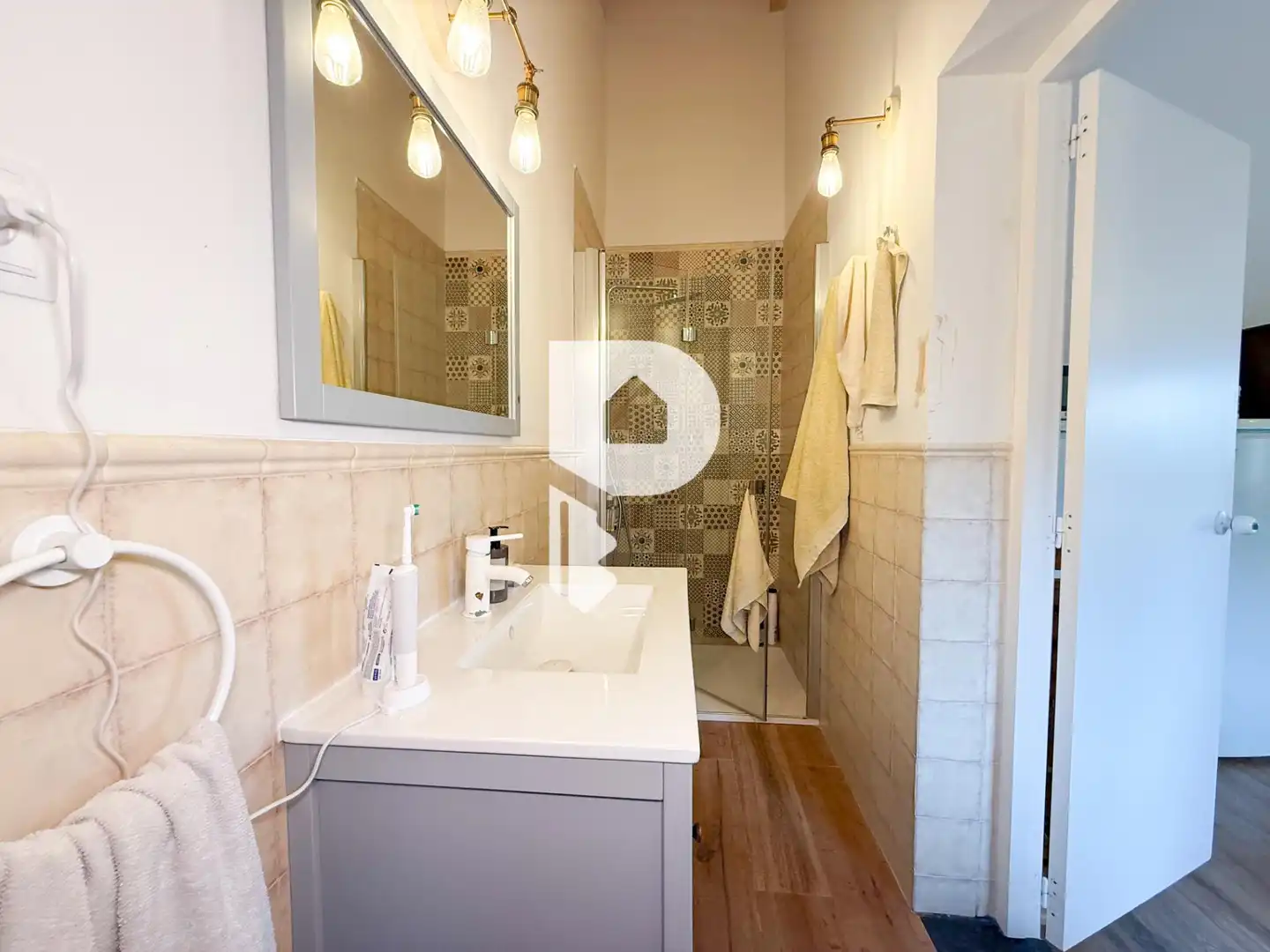 Bathroom of Houses for sale in Rubí  with Private garden, Terrace and Balcony