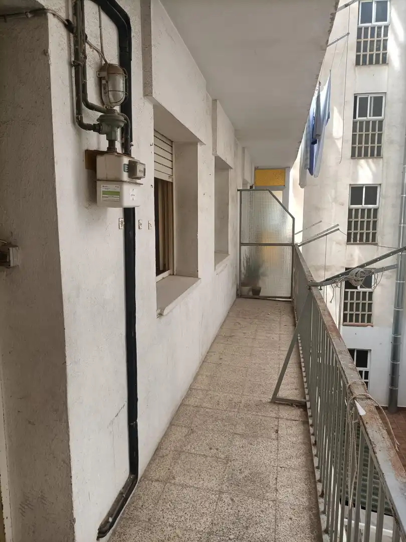 Piso con terraza en venta en Instituts - Universitat, imagen 7