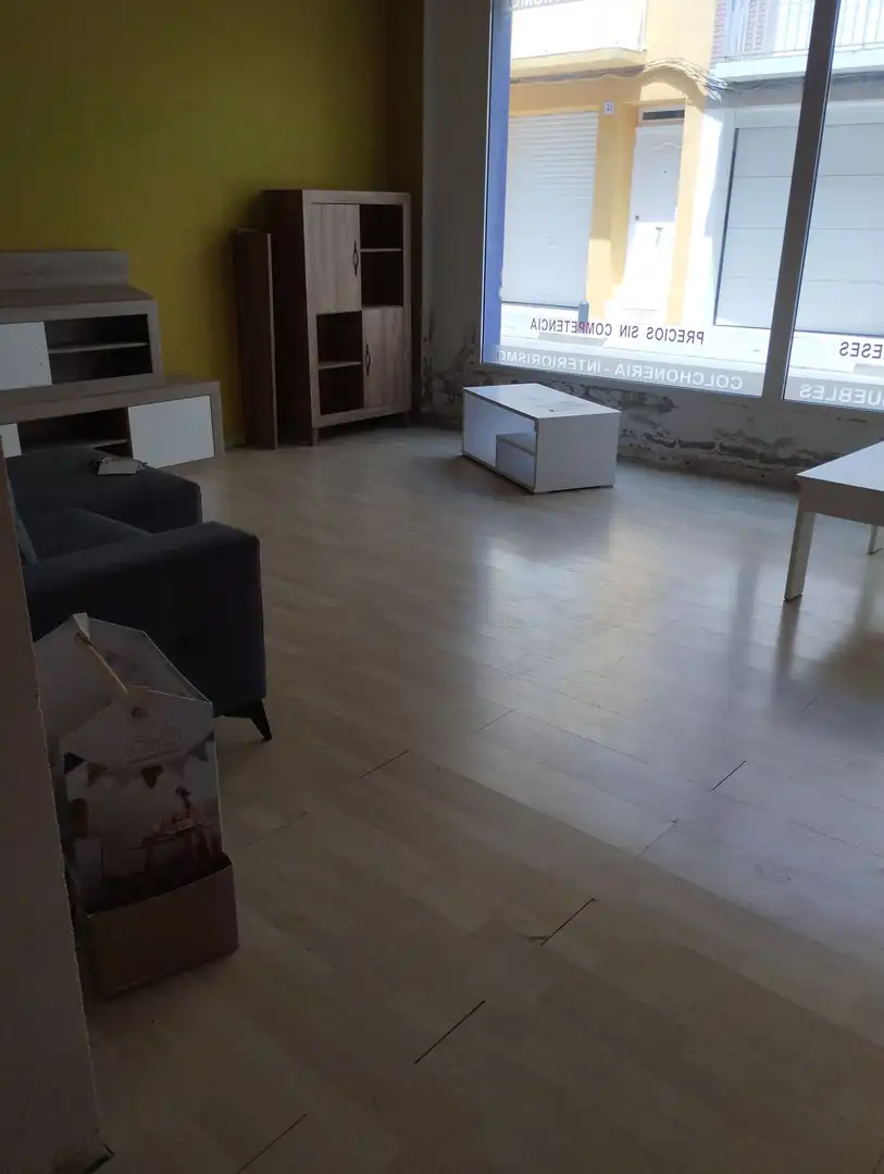 Local comercial en alquiler en Casco Urbano, imagen 2