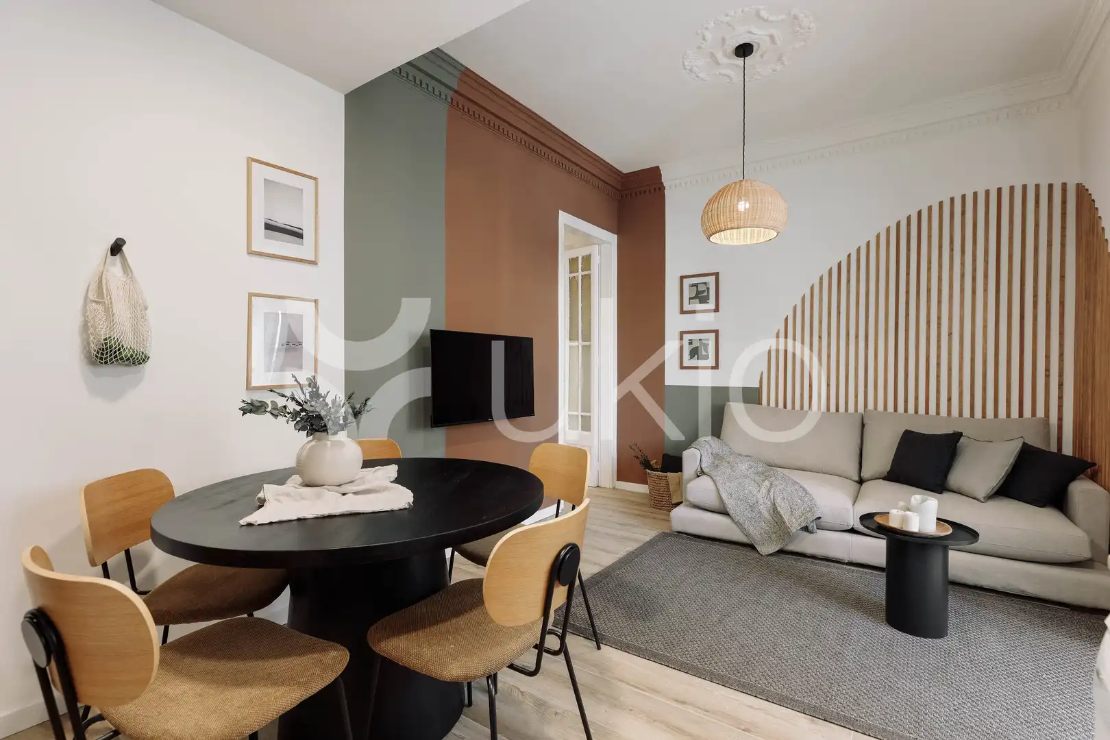 Sala de estar de Apartamento de alquiler en  Barcelona Capital con Aire acondicionado, Amueblado y Horno