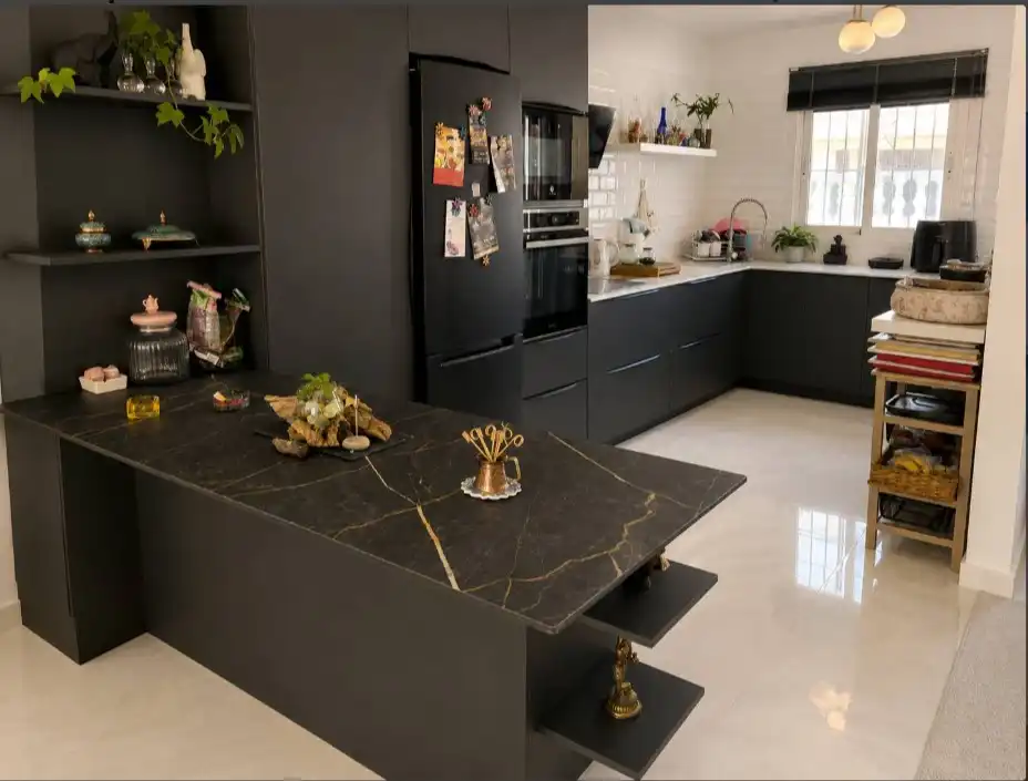 Cocina de Dúplex en venta en Torrevieja con Terraza, Piscina y Amueblado